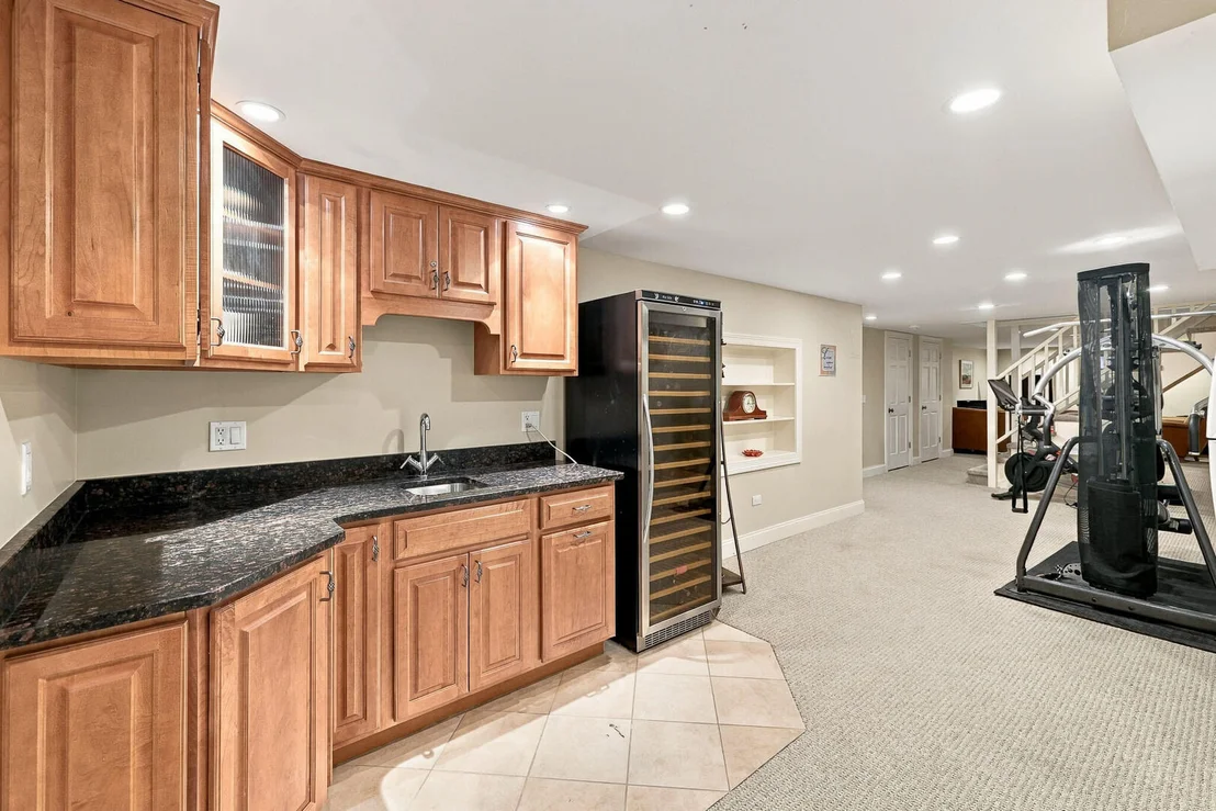 Photo of 2068 N Butternut Lane