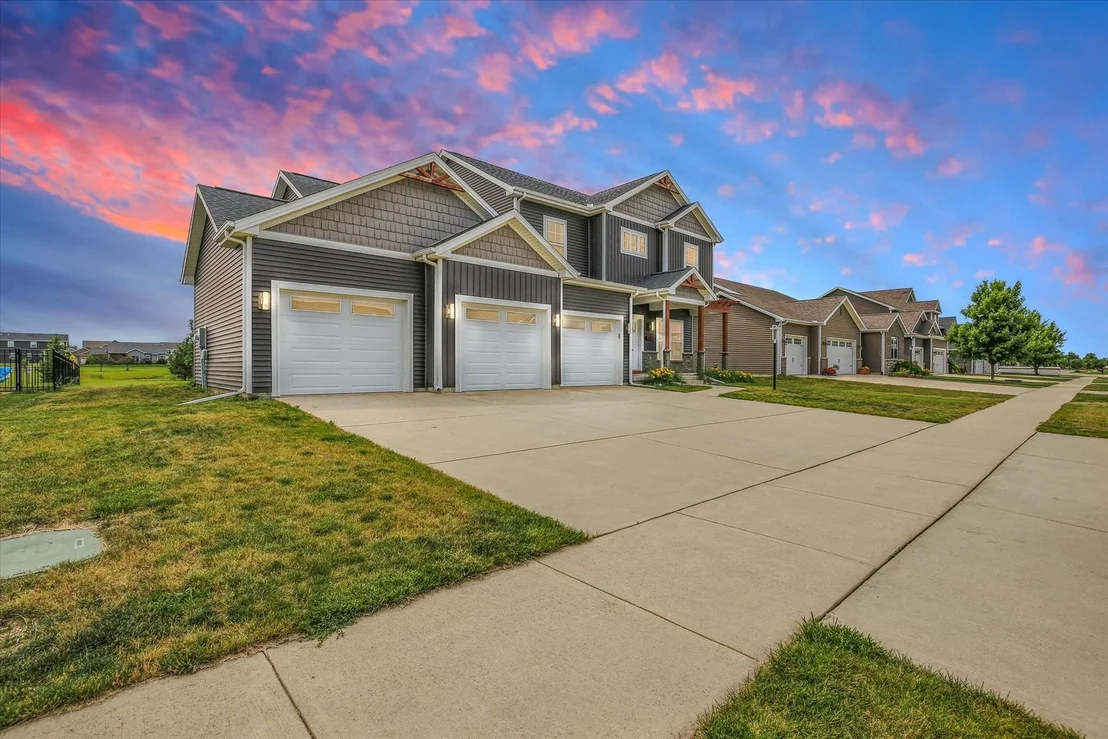 Photo of 1417 Fieldstone Drive