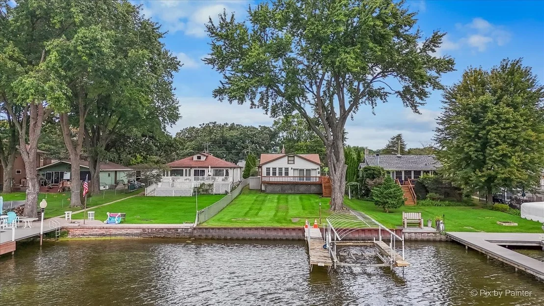 Photo of 2409 Grove Lane