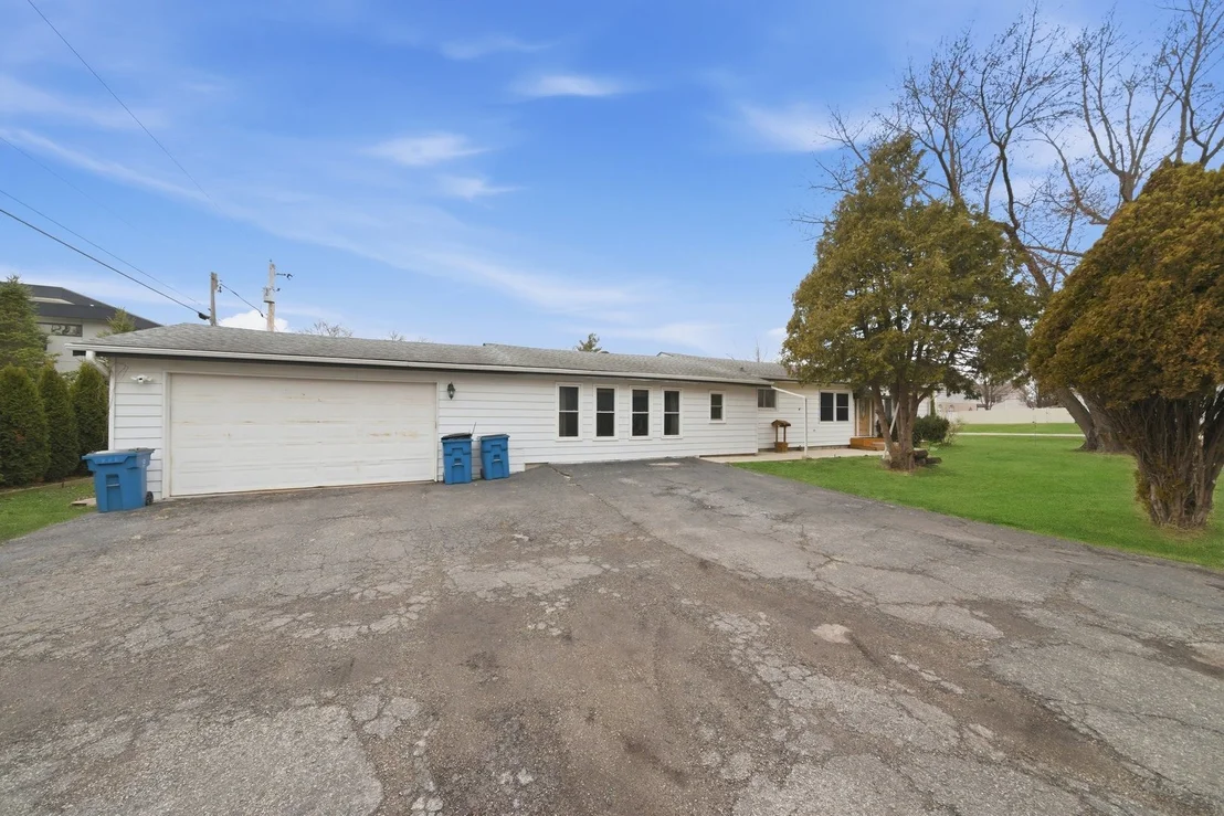 Photo of 810 N Cherry Street