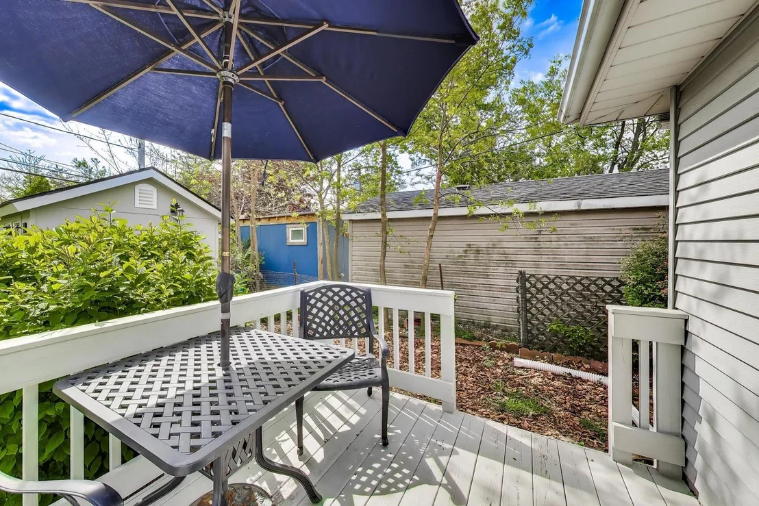 Photo of 321 N Fairview Avenue