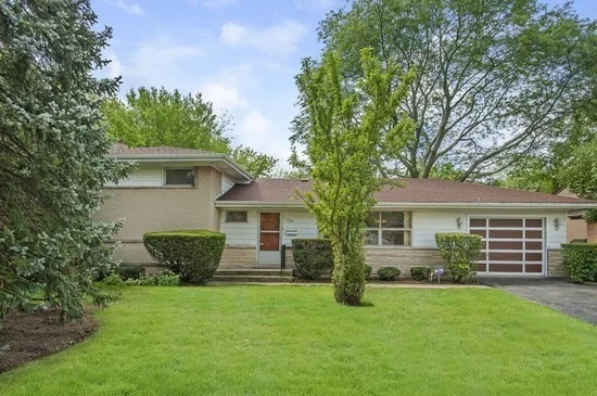 Photo of 1105 Arbor Lane