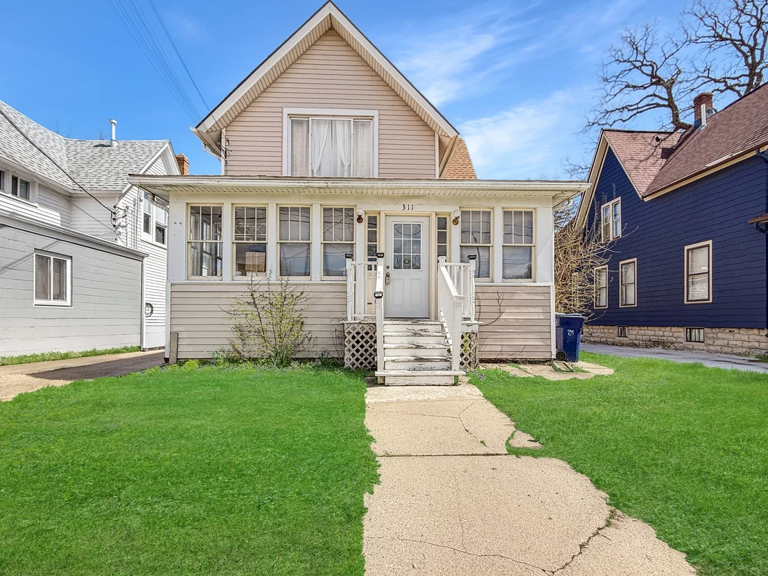 Photo of 311 Ryerson Avenue