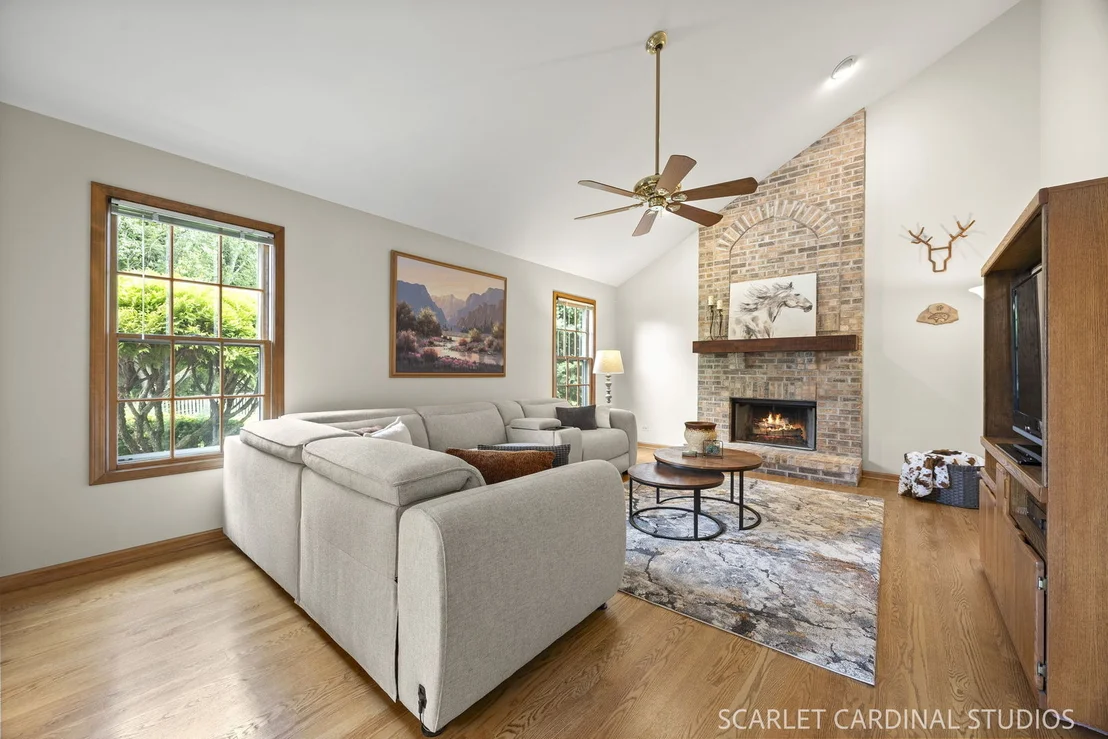 Photo of 1119 Book Road