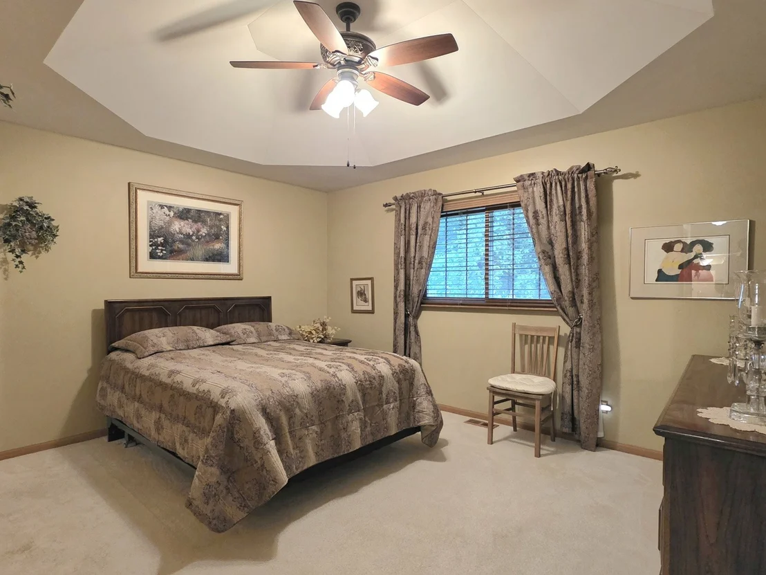 Photo of 601 Lisson