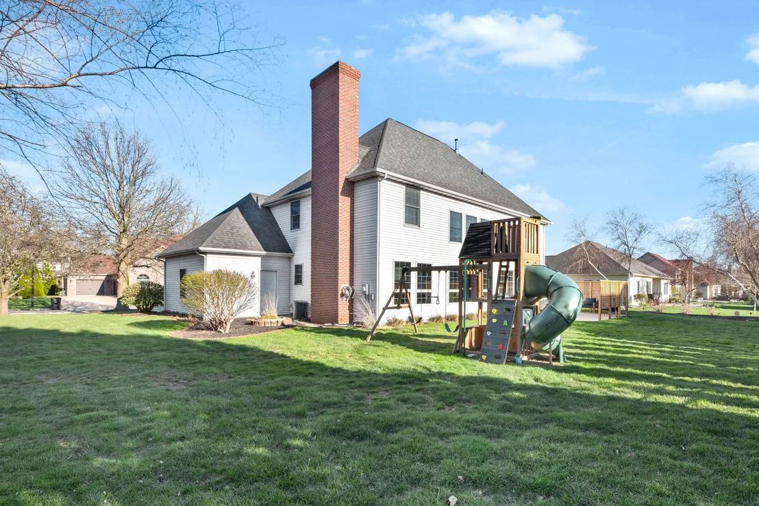 Photo of 2106 Foxtail Road