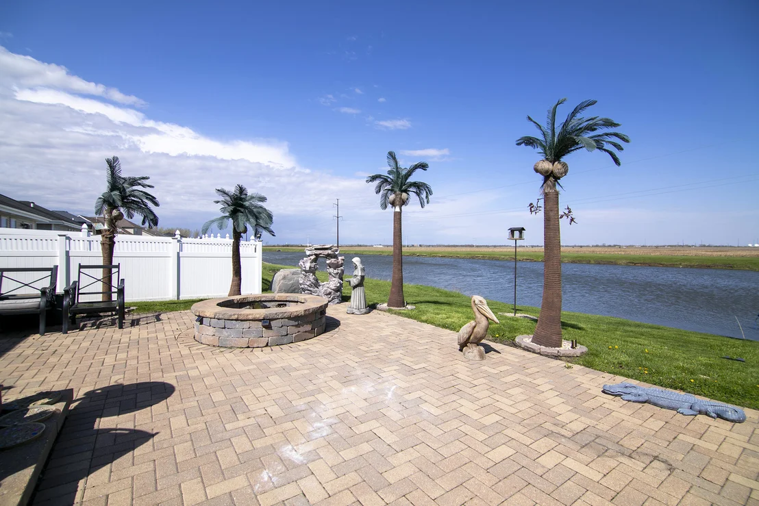 Photo of 6011 Park View Drive