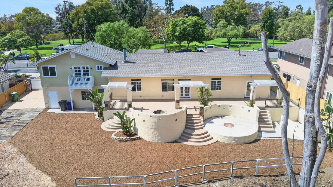 Photo of 2939 Mesa Drive