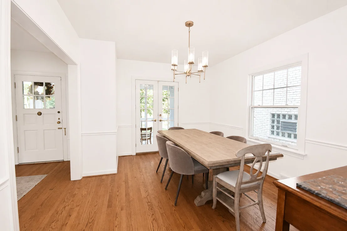 Photo of 1131 Thatcher Avenue