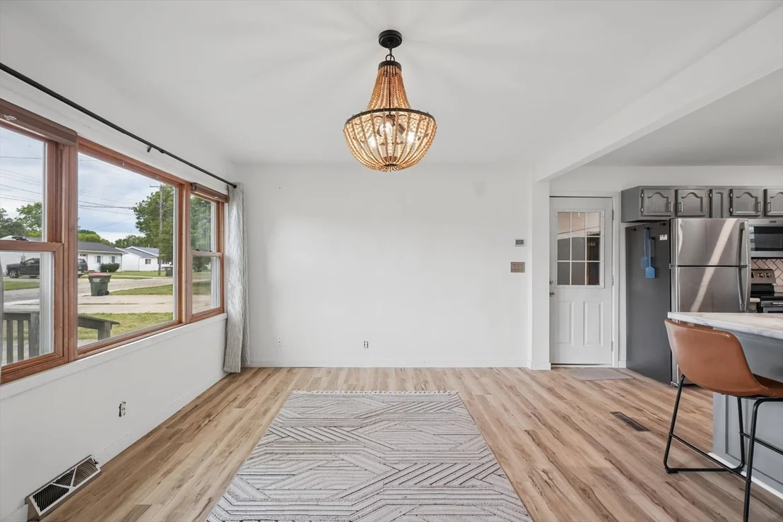 Photo of 1115 Eastview Drive