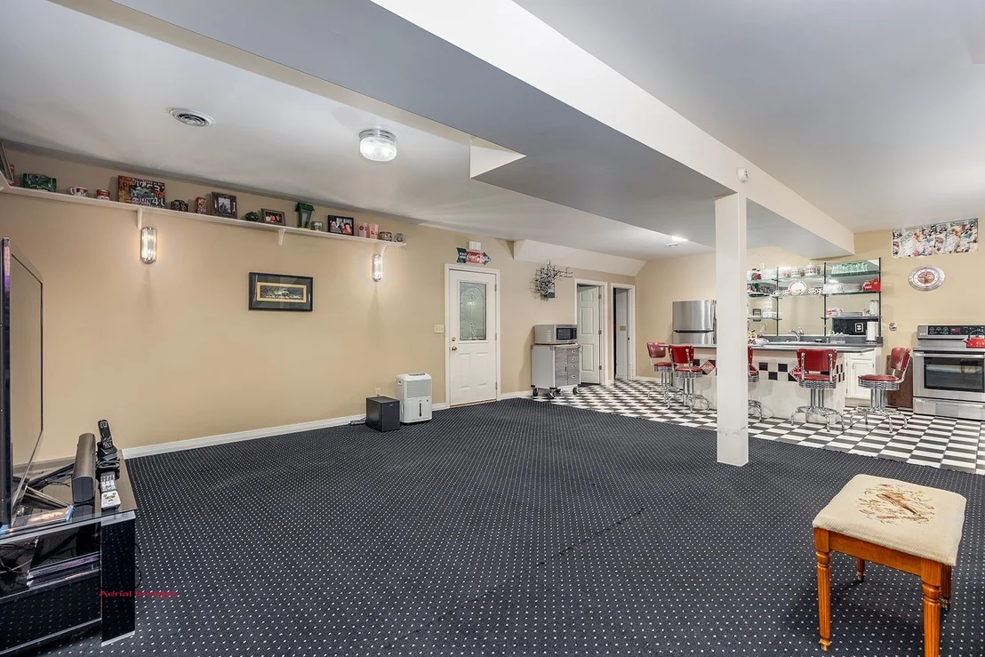 Photo of 1638 TIMBER Lane