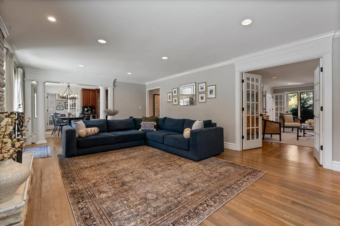 Photo of 461 Clover Avenue