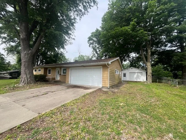 Photo of 3947 N Burchard Drive