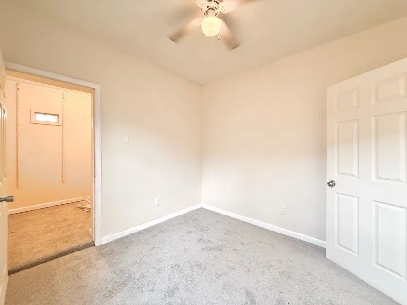 Photo of 1406 W 109th Place