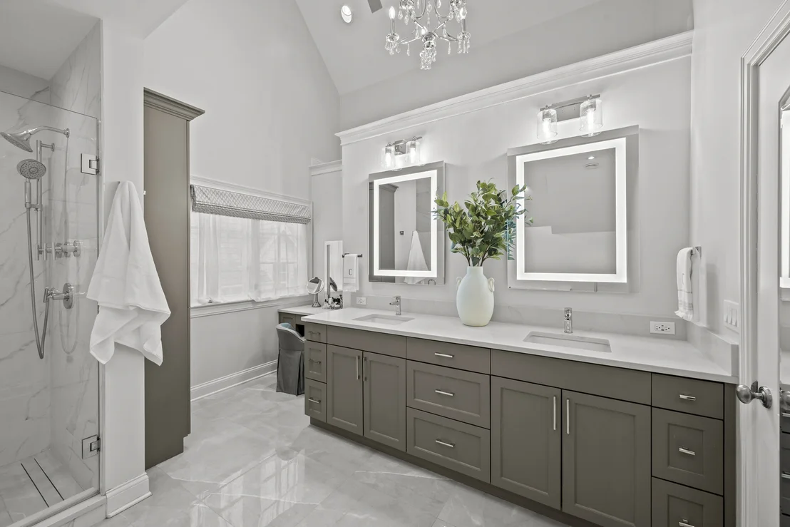 Photo of 33 Washington Circle