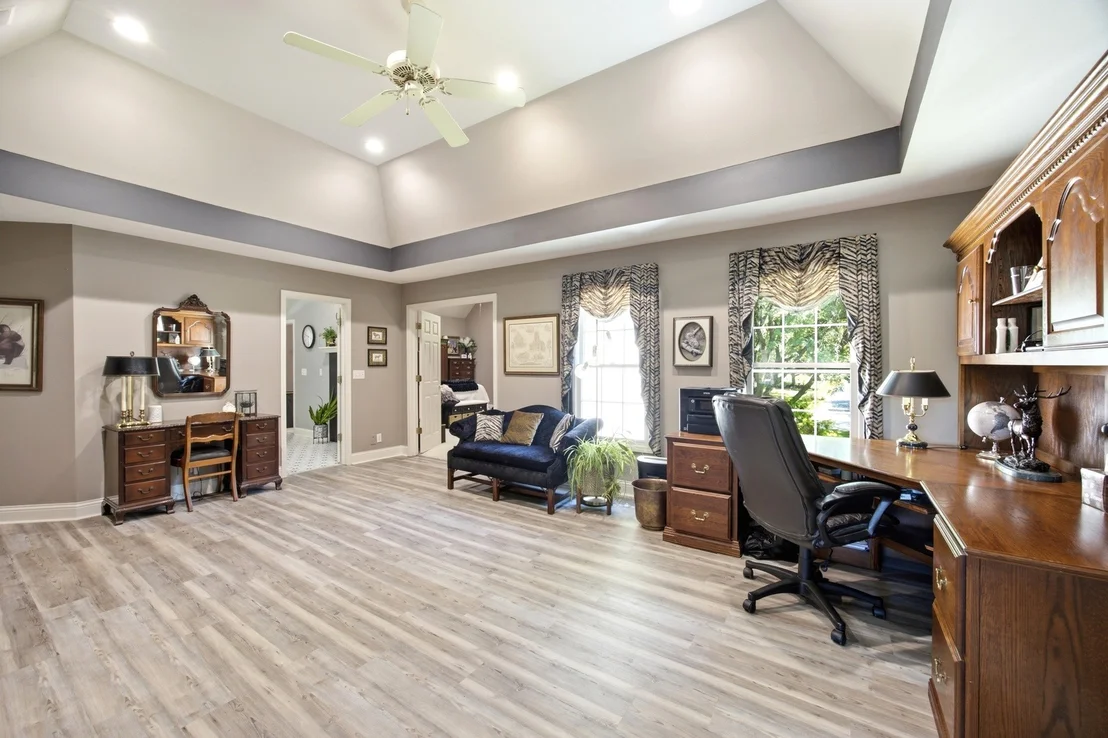 Photo of 2284 Cairnwell Drive