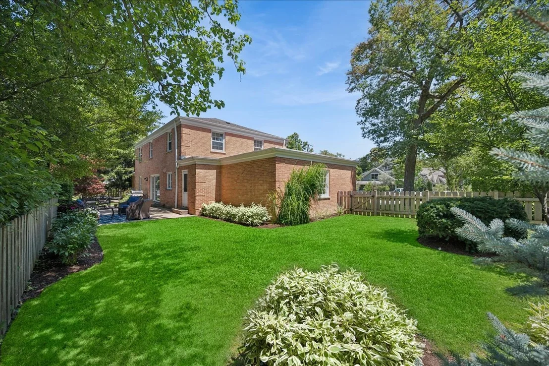 Photo of 870 Prospect Avenue