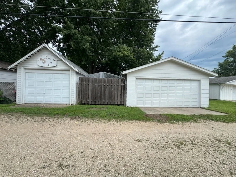 Photo of 609 12th Avenue