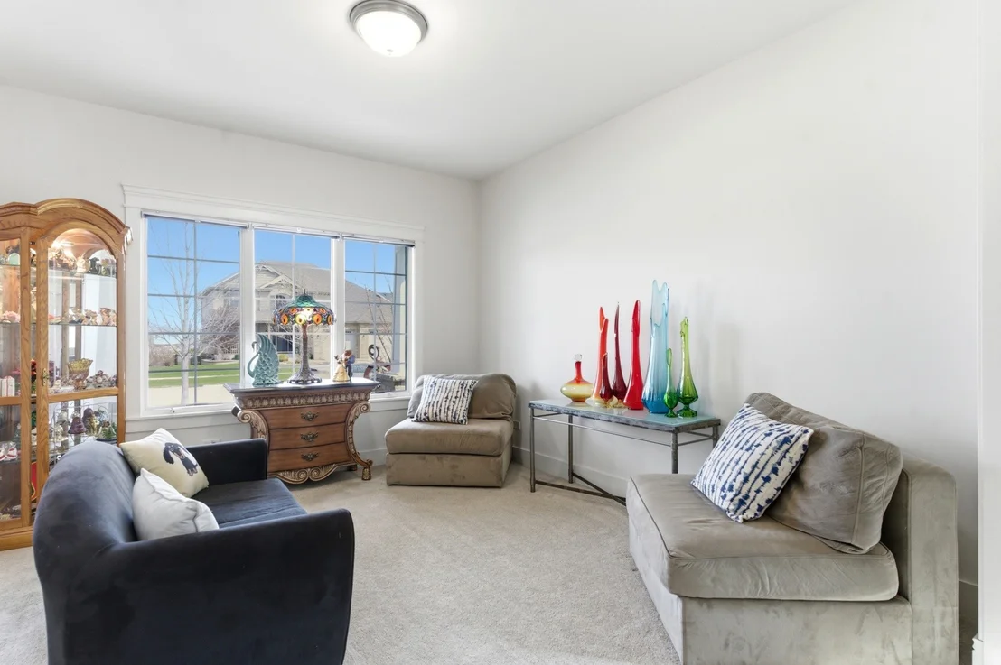 Photo of 1385 Overton Drive