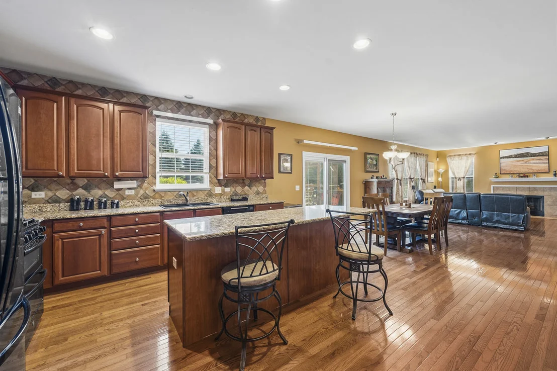 Photo of 3125 RILEY Road
