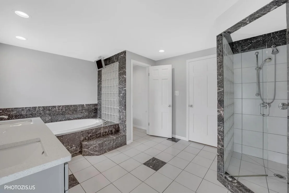 Photo of 3235 Robincrest Drive