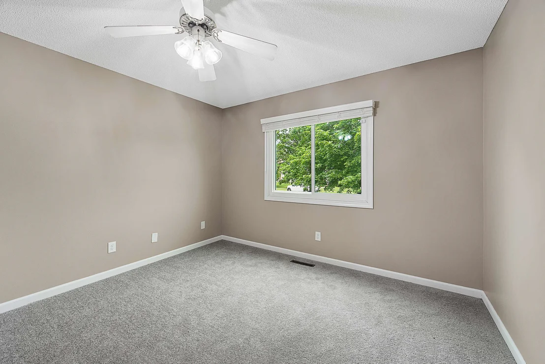 Photo of 1202 Kenneth Drive