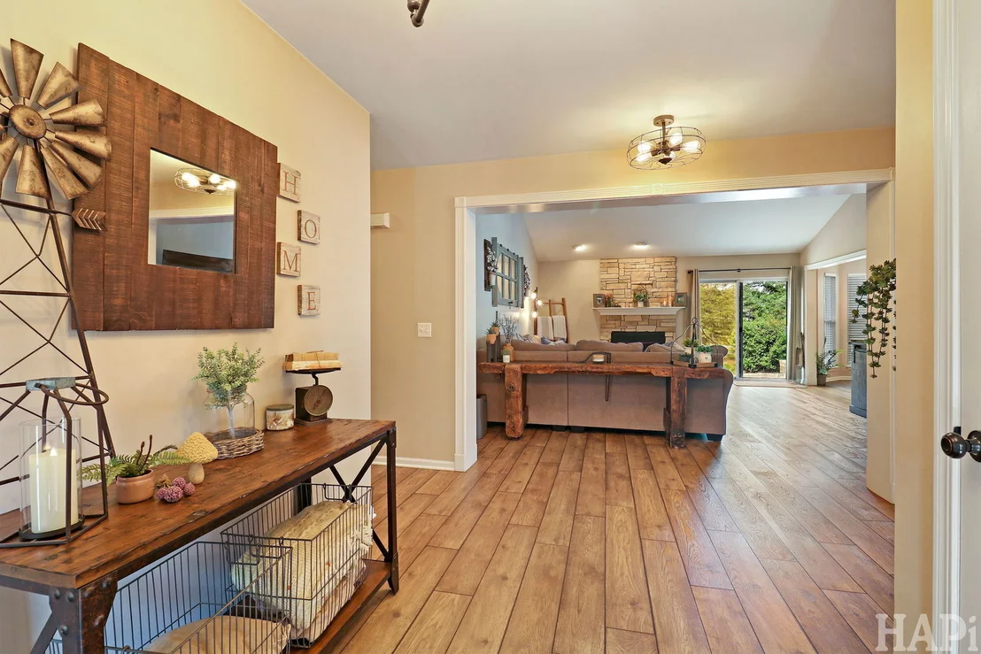 Photo of 326 Garrison Circle