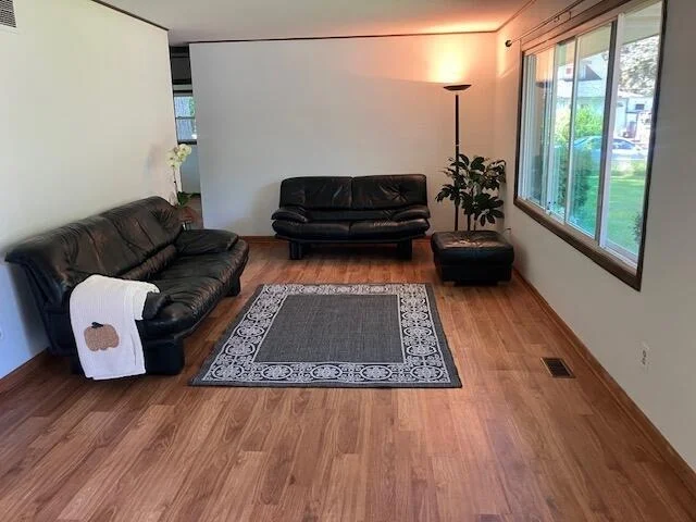Photo of 2109 W 7th St Street