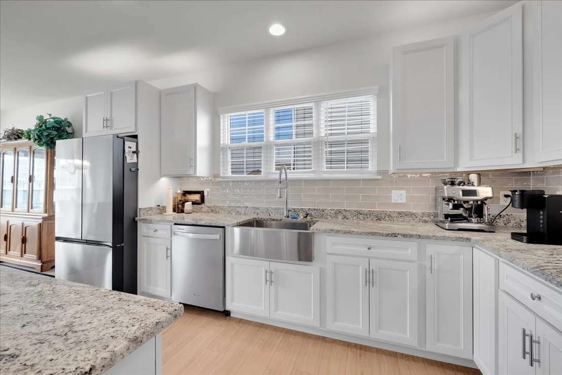 Photo of 635 Maplewood Circle
