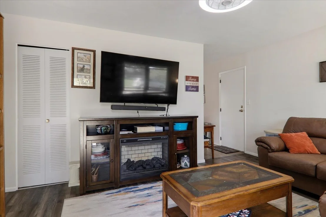 Photo of 1402 Mount Vernon Drive