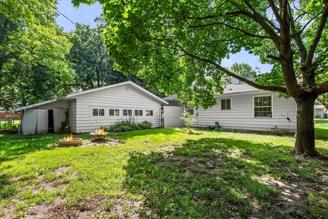 Photo of 24114 W Hillcrest Drive