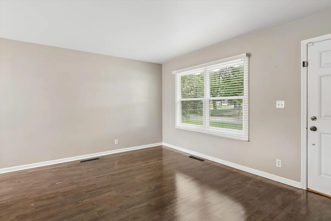 Photo of 114 Briar Lane