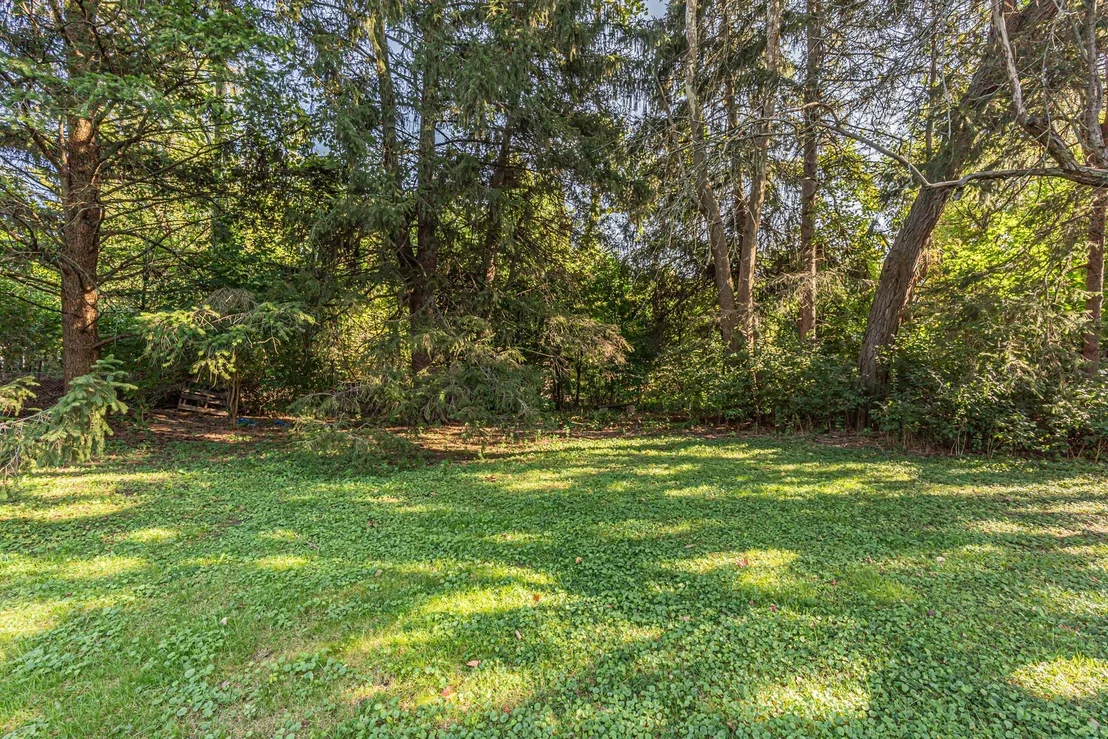Photo of 1324 Fredrickson Place
