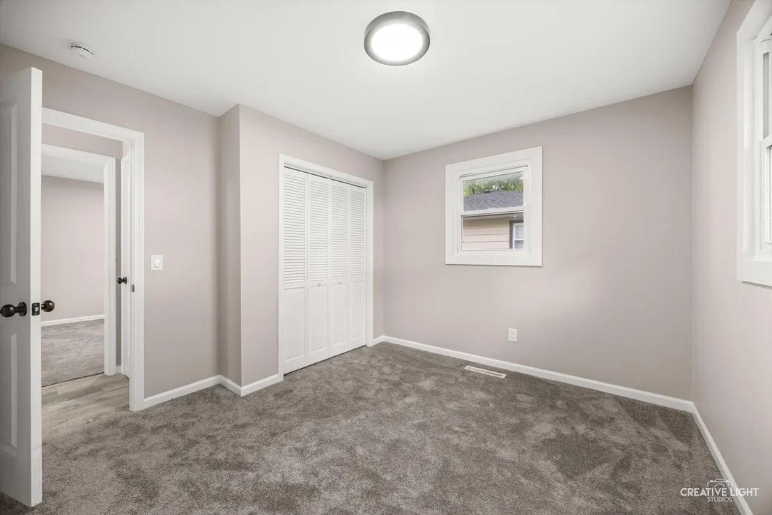 Photo of 286 S Barbara Drive