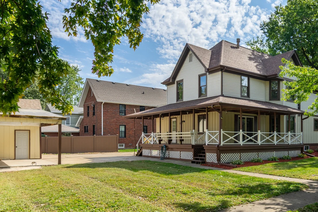 Photo of 1110 5th Street