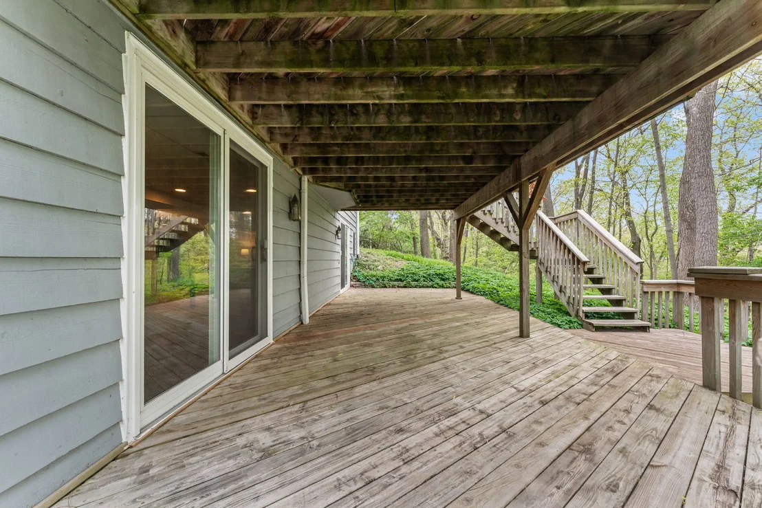 Photo of 635 Oakview Drive