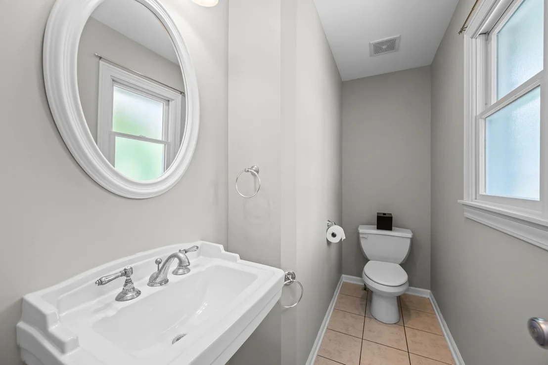 Photo of 530 PINECROFT Drive