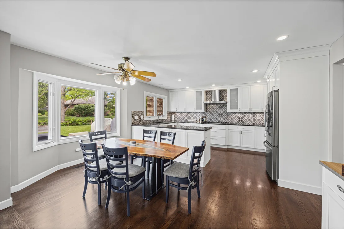 Photo of 412 Stratford Lane