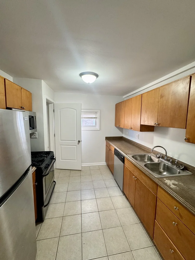 Photo of 3338 W 83RD Place