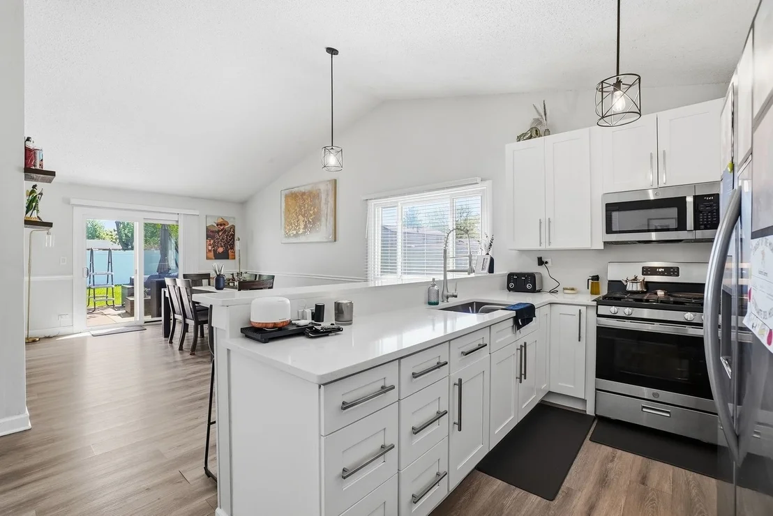 Photo of 3895 Clipper Drive
