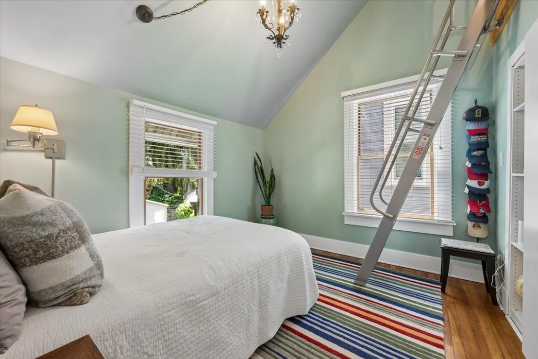 Photo of 1412 Leonard Place