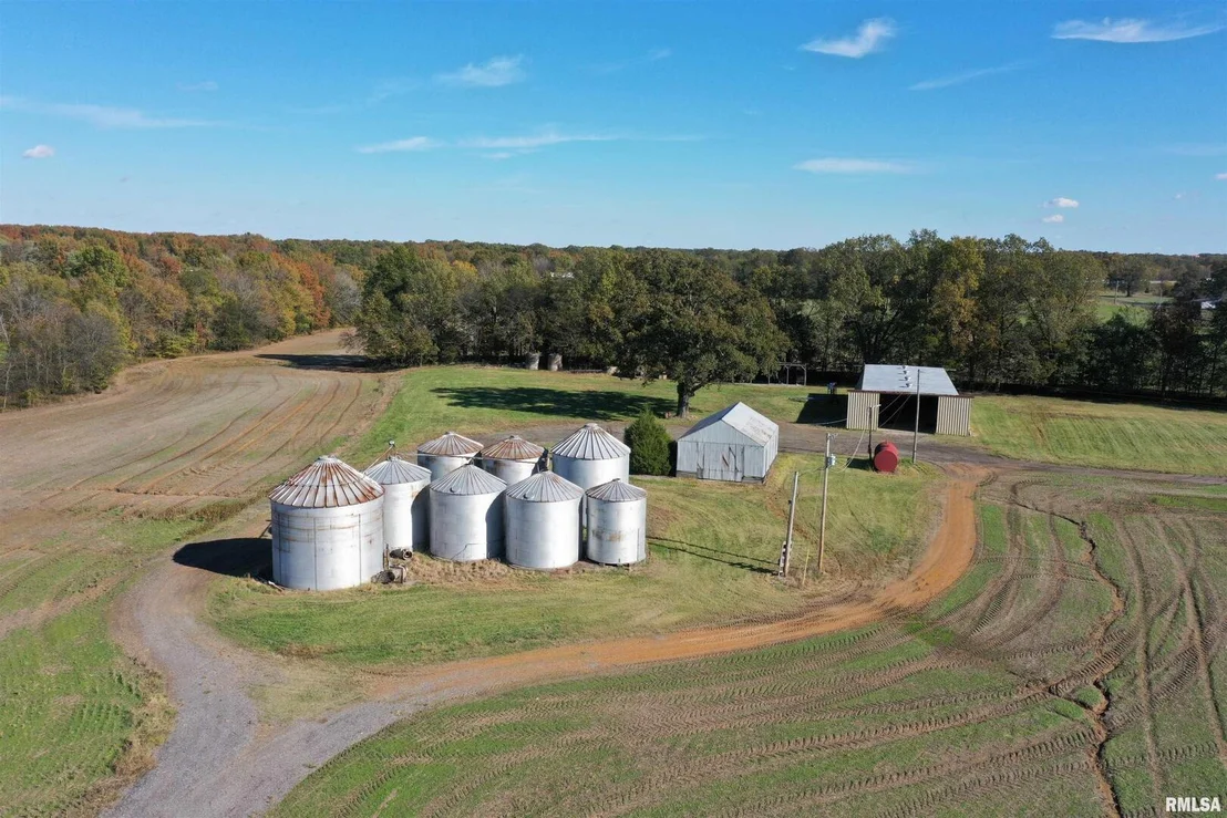 Photo of 5465 NOBLE Road
