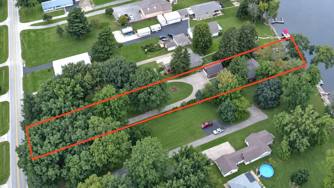 Photo of 2833 River Road