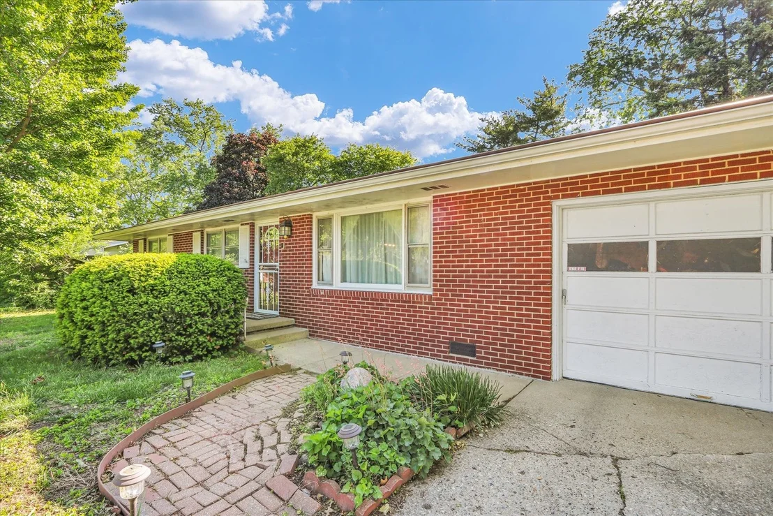Photo of 2112 Campbell Drive