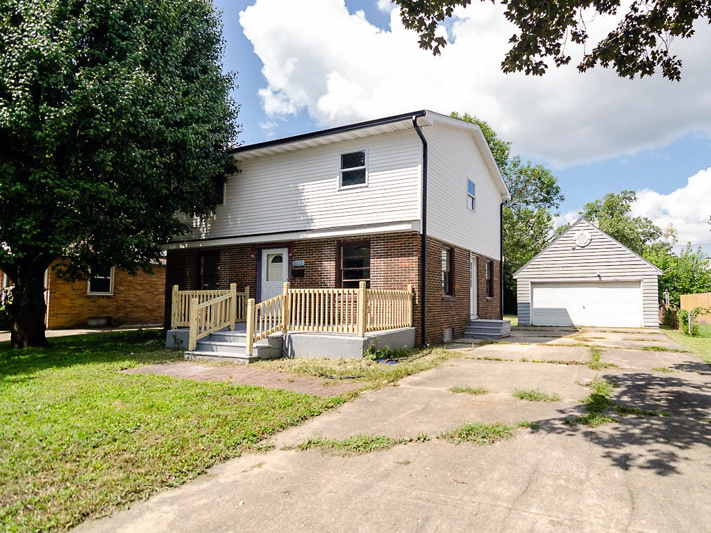 Photo of 3116 Oak Avenue