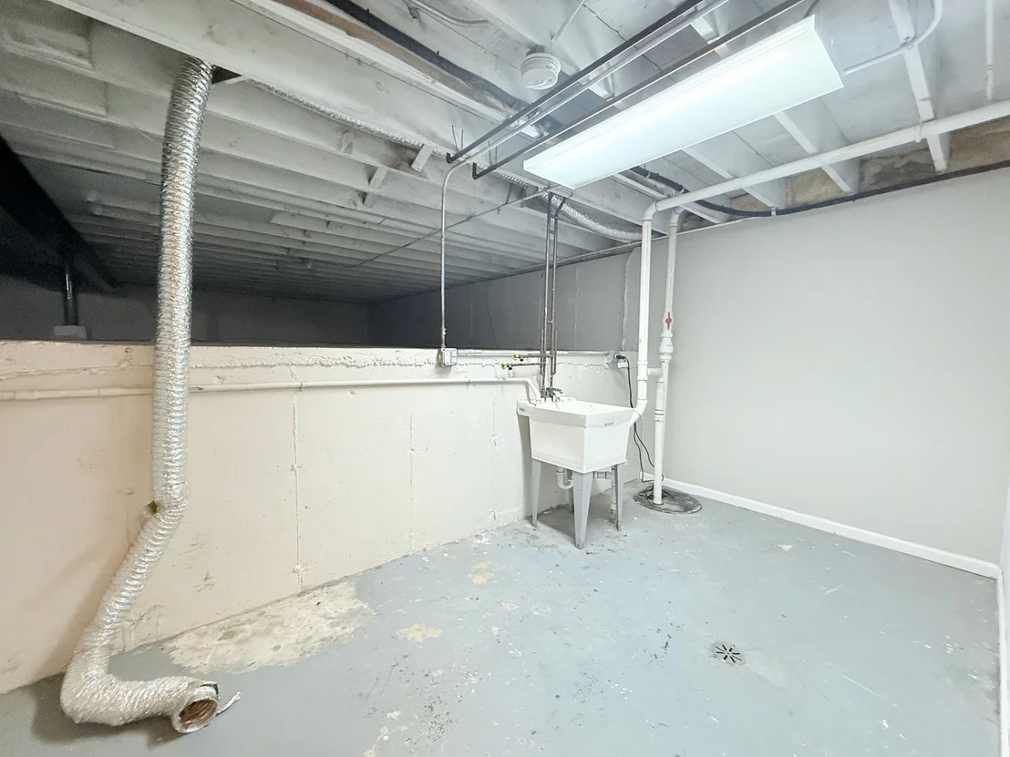 Photo of 20137 Sequoia Avenue