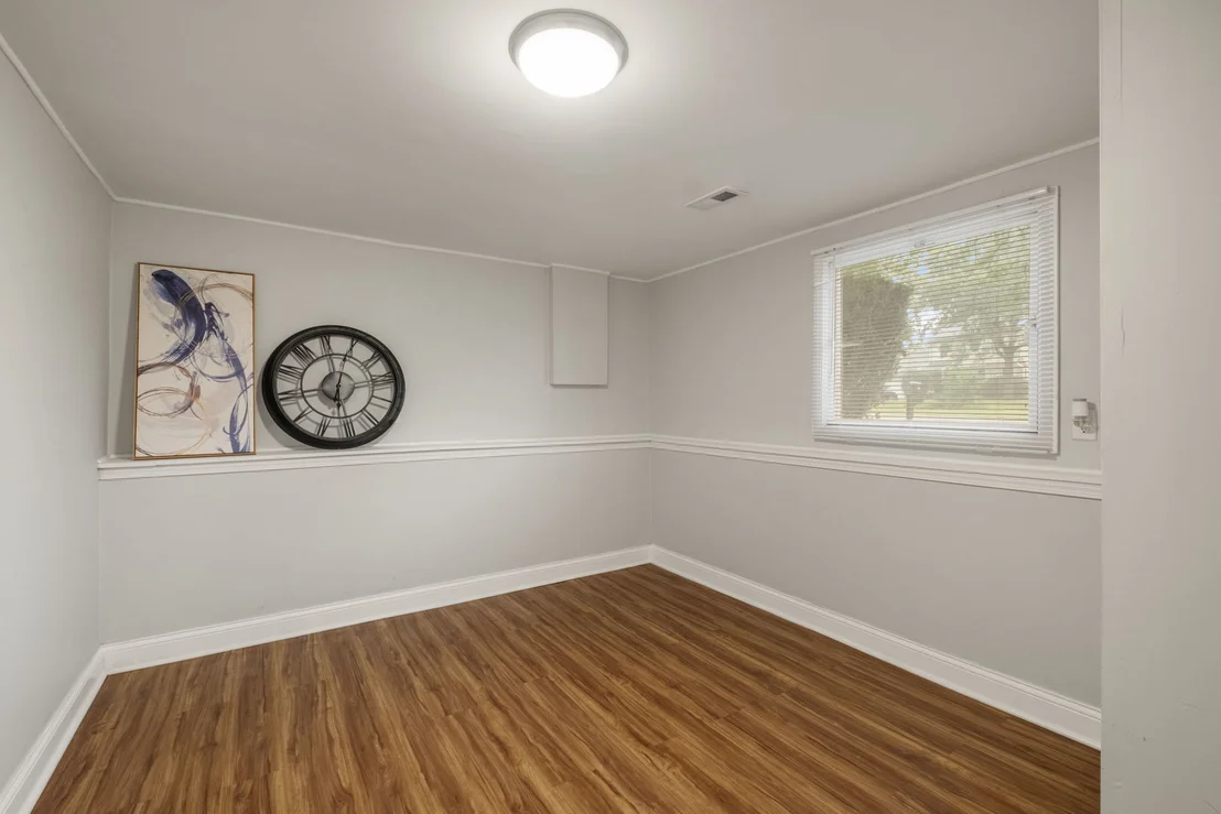 Photo of 944 Carol Lane