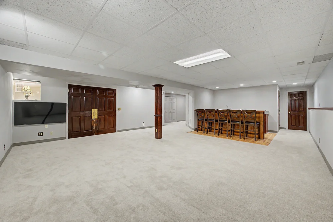 Photo of 1297 N Forrest Drive