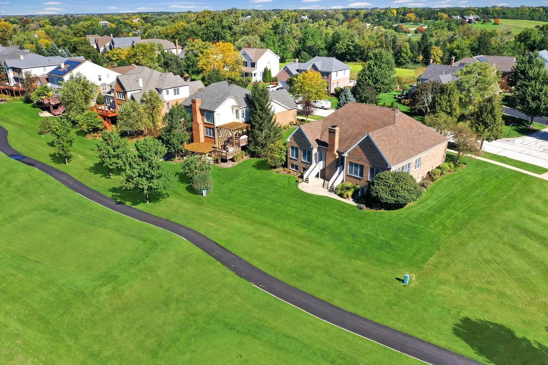 Photo of 19 EAGLE RIDGE Drive