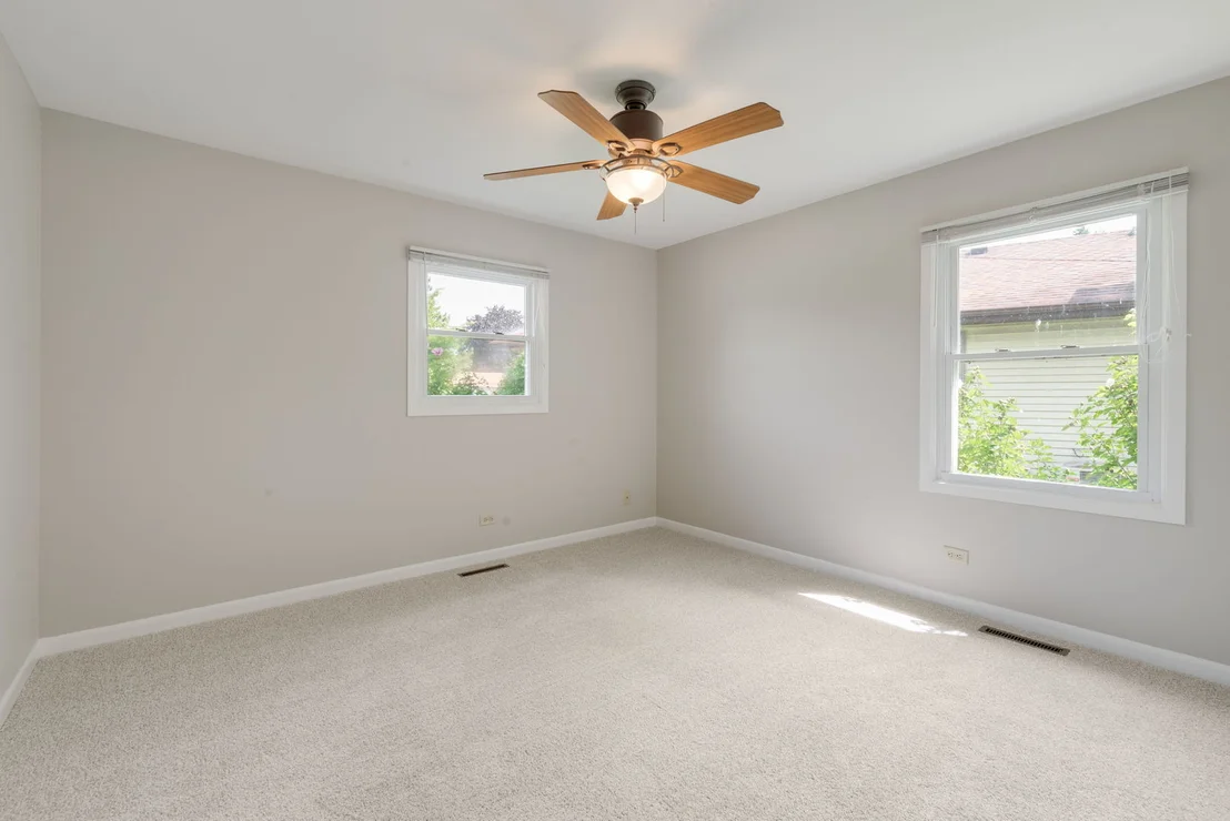 Photo of 901 Hampton Court